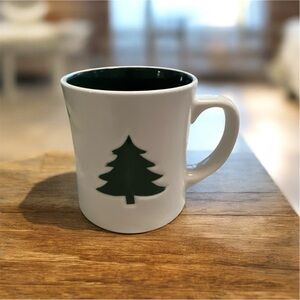 Starbucks White & Green
Christmas Tree Coffee Cup ~
Very Nice Quality! (2008)